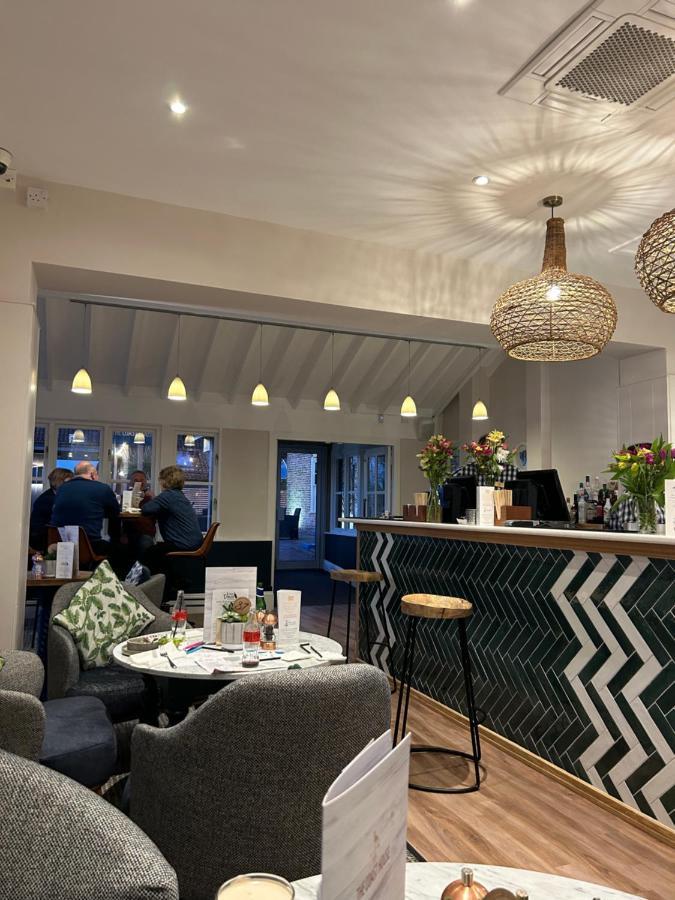 Bertie-By-The-Sea At Hoburne Naish Hotell Highcliffe Eksteriør bilde