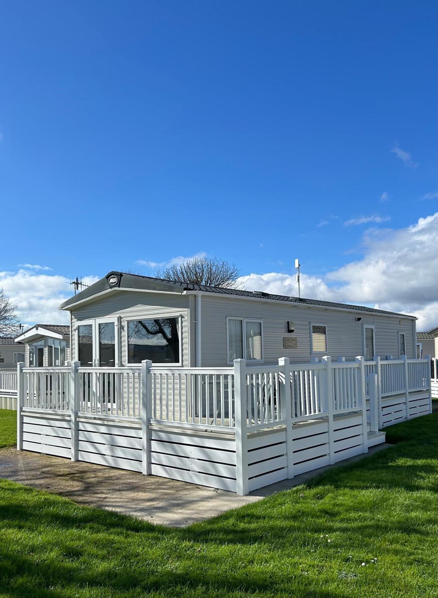 Bertie-By-The-Sea At Hoburne Naish Hotell Highcliffe Eksteriør bilde