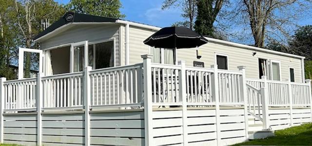 Bertie-By-The-Sea At Hoburne Naish Hotell Highcliffe Eksteriør bilde
